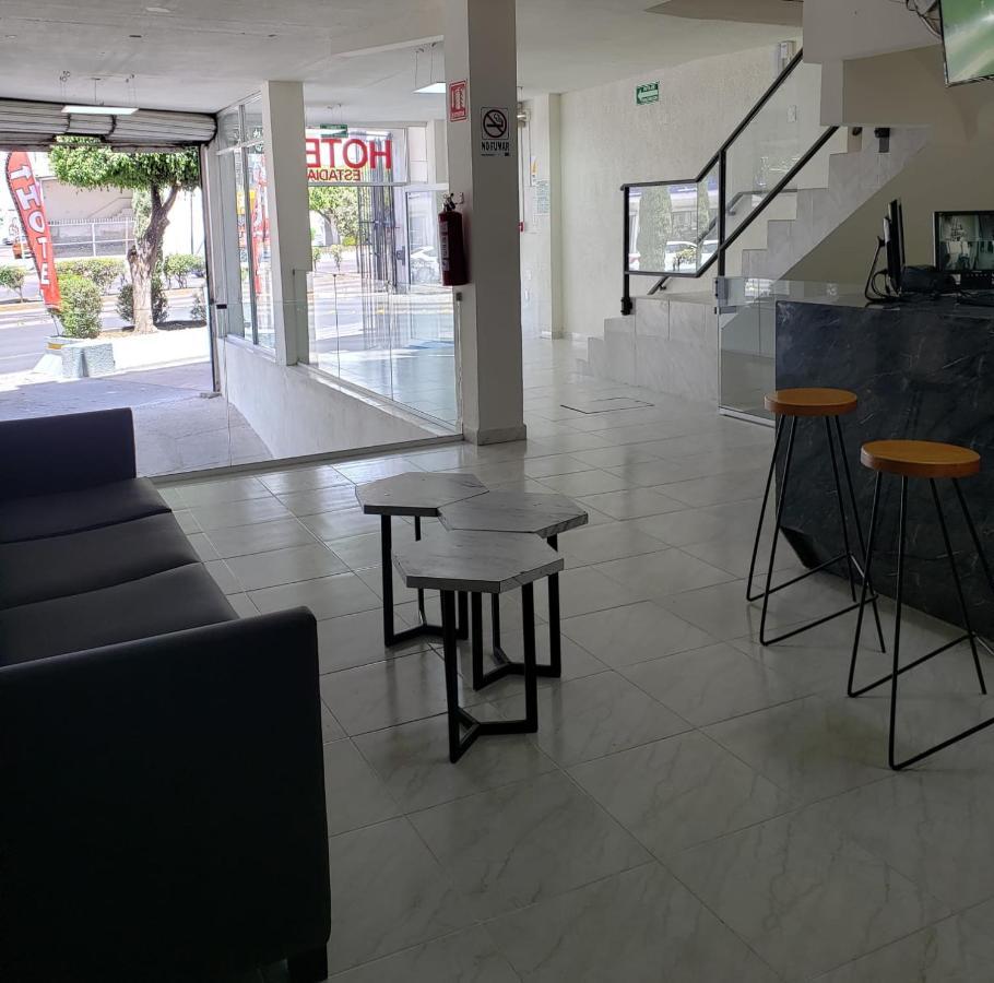 Hotel Estadia ليون المظهر الخارجي الصورة